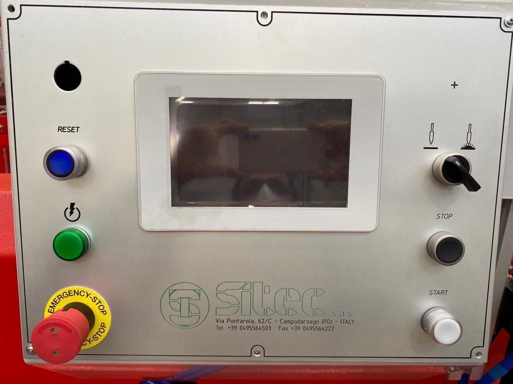 Impianto automatico per la produzione di tubi in acciaio inox - PLEION INDUSTRIES