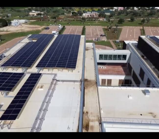 120 collettori solari KSF M25 in Monopoli