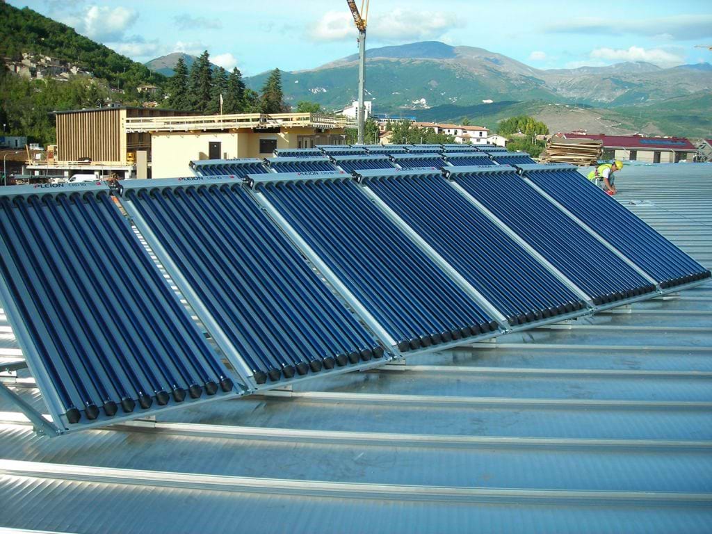 abruzzo - Pleion Impianto Solare Termico con 24 Collettori X-RAY 15R
